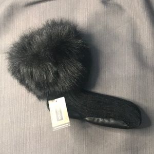 **NWT** NORDSTROM SLIPPER SOCKS FOR HER-SZ 9-11